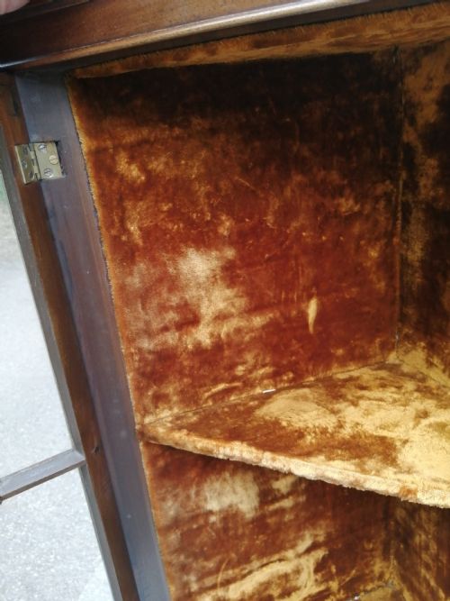 PRETTY EDWARDIAN SMALL CORNER CUPBOARD IN MAHOGANY - ADDITIONAL PHOTO 4