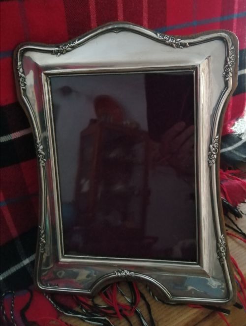 A GOOD PAIR OF EDWARDIAN SILVER HALLMARKED FRAMES - ADDITIONAL PHOTO 5