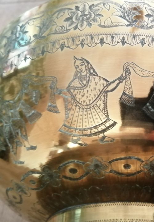 ANTIQUE INDIAN FINELY ENGRAVED HOLY WATER CARRIER - ADDITIONAL PHOTO 1