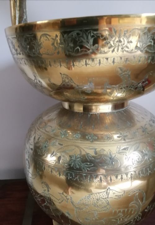 ANTIQUE INDIAN FINELY ENGRAVED HOLY WATER CARRIER - ADDITIONAL PHOTO 10