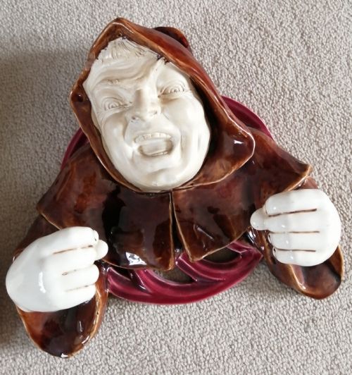 ANTIQUE HUMOUROUS SET OF 3 JOLLY MONK WALL HANGING CANDLE HOLDERS - ADDITIONAL PHOTO 6