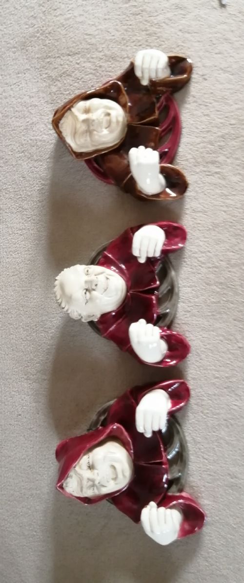 ANTIQUE HUMOUROUS SET OF 3 JOLLY MONK WALL HANGING CANDLE HOLDERS - ADDITIONAL PHOTO 7