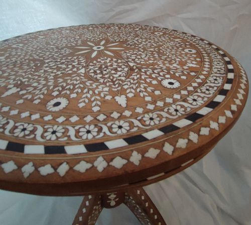 SUPERIOR ANTIQUE BONE AND EBONY ANGLO INDIAN HOSHIARPUR TABLE - ADDITIONAL PHOTO 1