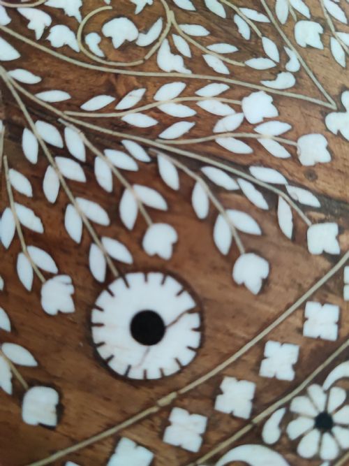SUPERIOR ANTIQUE BONE AND EBONY ANGLO INDIAN HOSHIARPUR TABLE - ADDITIONAL PHOTO 7