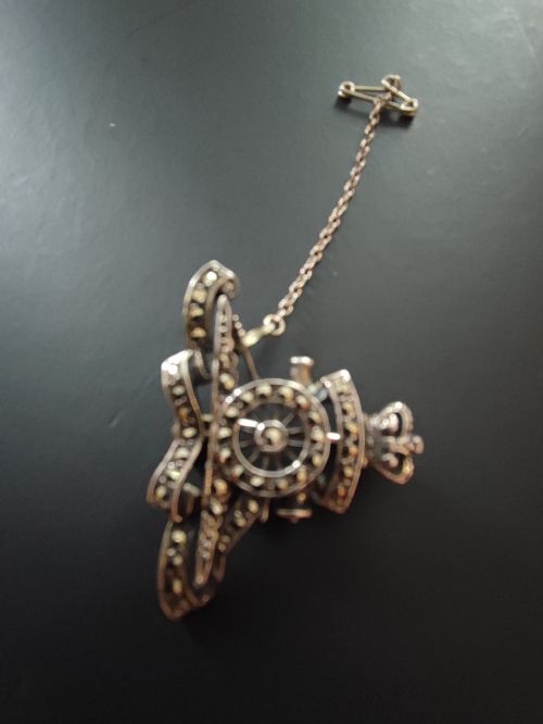 MILITARY REGIMENTS BROOCH HALLMARKED SILVER WITH MARQUISATE DECOR TO FRONT - ADDITIONAL PHOTO 2