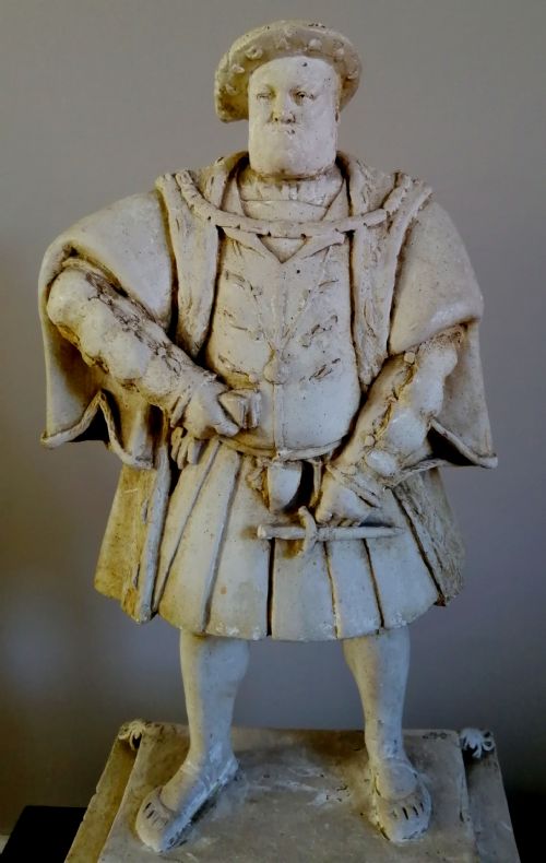 an edwardian plaster statue of henry the eighth - CATEGORY: ANTIQUE SCULPTURES - DATED 1910
