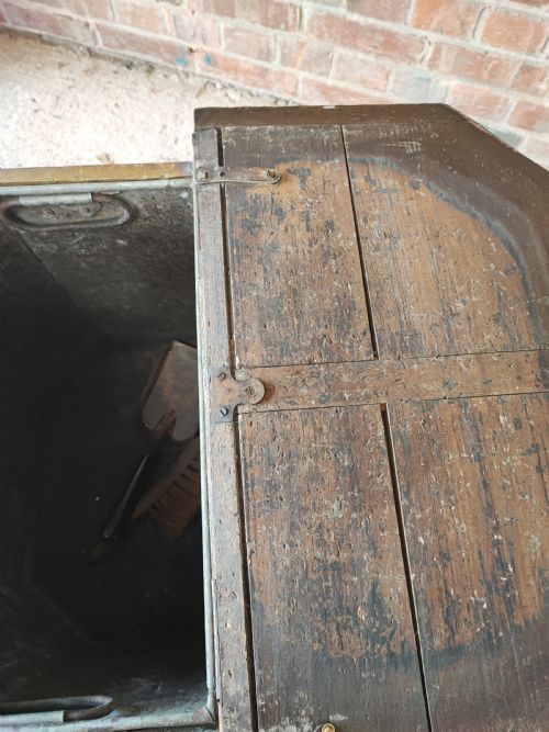 19C BRONZED LOG OR COAL BOX - ADDITIONAL PHOTO 3