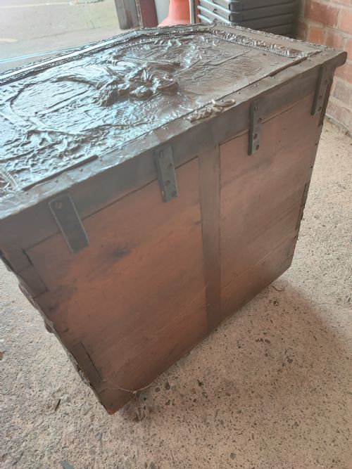 19C BRONZED LOG OR COAL BOX - ADDITIONAL PHOTO 4
