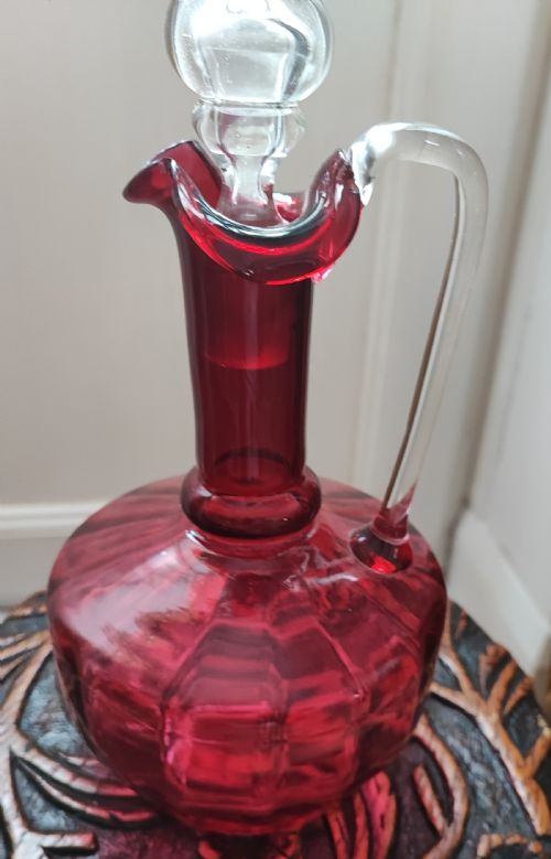 PRETTY VICTORIAN CRANBERRY GLASS DECANTER - ADDITIONAL PHOTO 2