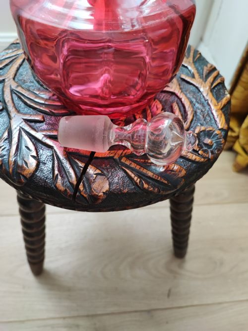 PRETTY VICTORIAN CRANBERRY GLASS DECANTER - ADDITIONAL PHOTO 3