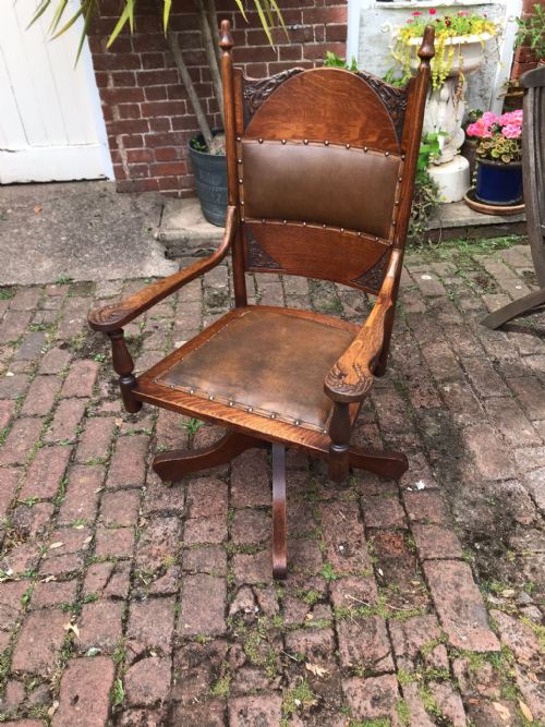 art's and crafts american oak swivel desk chair - CATEGORY: ANTIQUE CHAIRS - DATED 19TH CENTURY