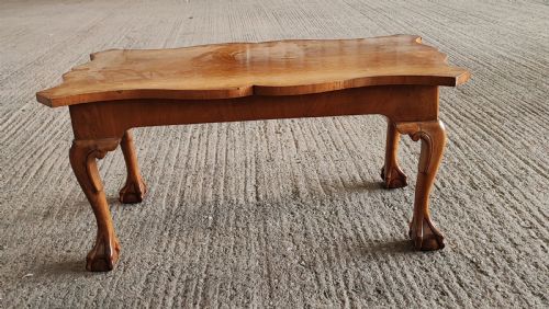 antique walnut coffee table - CATEGORY: ANTIQUE TABLES - DATED 1920