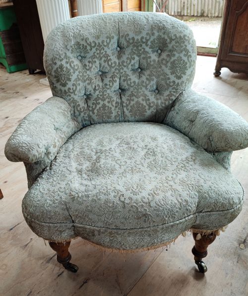 victorian armchair by c hindley and son oxford street london - CATEGORY: ANTIQUE CHAIRS - DATED VICTORIAN