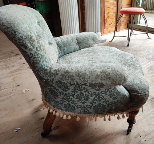 VICTORIAN ARMCHAIR BY C HINDLEY AND SON OXFORD STREET LONDON - ADDITIONAL PHOTO 2