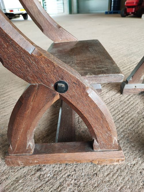 ANTIQUE PAIR OF OAK BENCHES IN THE GOTHIC STYLE - ADDITIONAL PHOTO 5