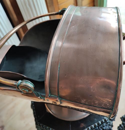 ANTIQUE COPPER COAL HOD AND SHOVEL - ADDITIONAL PHOTO 4