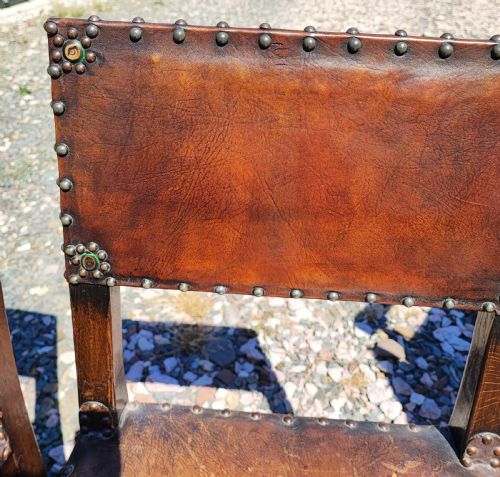 ANTIQUE SET OF 8 OAK UPHOLSTERED LEATHER CHAIRS IN THE CROMWELLIAN STYLE - ADDITIONAL PHOTO 6