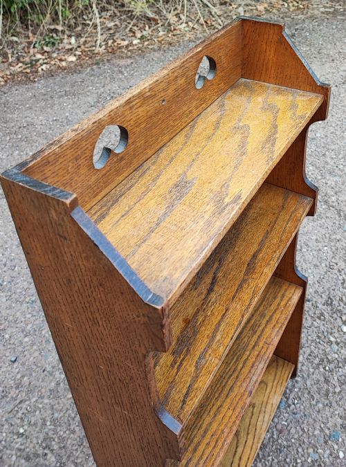 ART'S AND CRAFTS SMALL OAK OPEN BOOKCASE - ADDITIONAL PHOTO 5