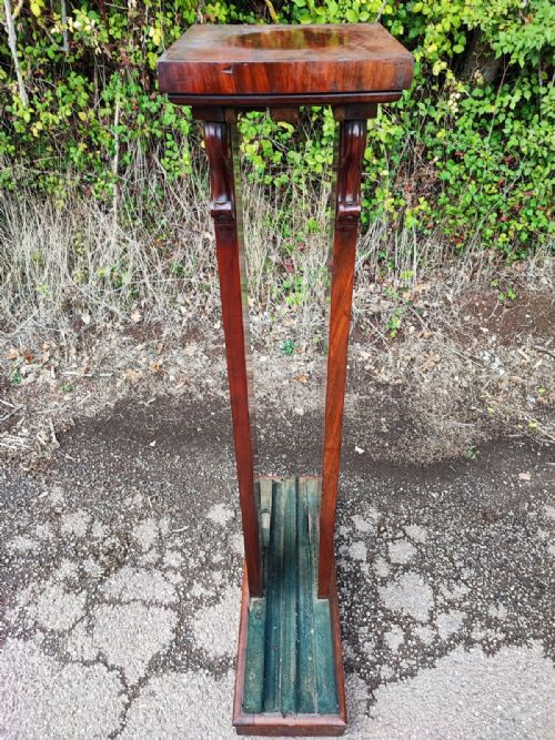 A FINE WILLIAM 1V MAHOGANY EXTENDING DINING TABLE WITH 2 LEAVES AND LEAF HOLDER - ADDITIONAL PHOTO 5