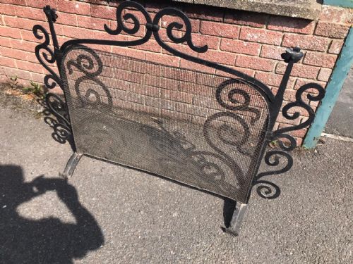 ANTIQUE LARGE WROUGHT IRON COUNTRY HOUSE FIRE GUARD - ADDITIONAL PHOTO 5