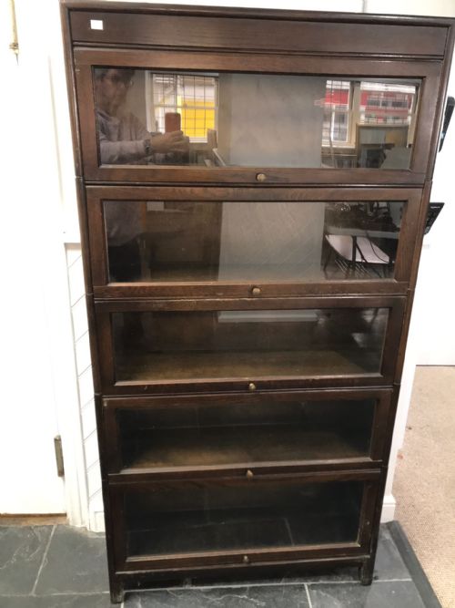 a oak 5 stacking sectional bookcase by gunn - CATEGORY: ANTIQUE BOOKCASES - DATED 1920