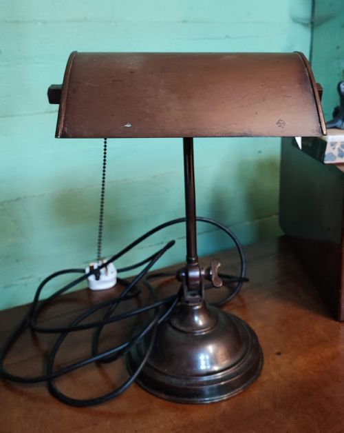 antique bronzed banker's lamp - CATEGORY: ANTIQUE LIGHTING - DATED 1920