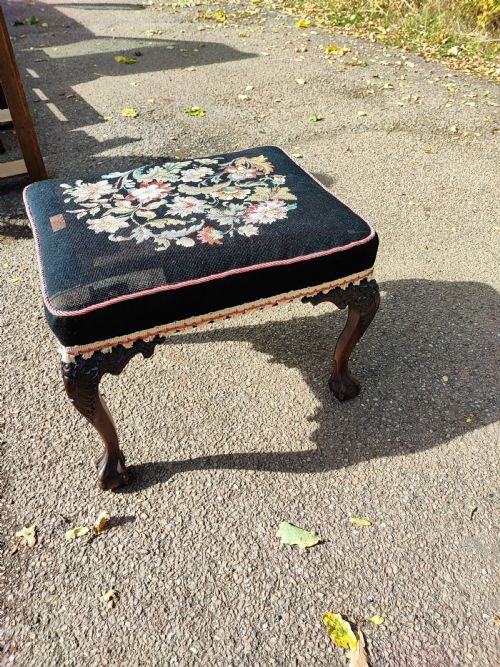A 19C MAHOGANY BALL AND CLAW NEEDLEWORK STOOL - ADDITIONAL PHOTO 7