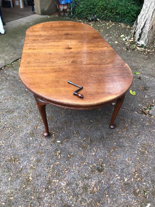 antique golden oak 3 leaf extending dining table - CATEGORY: ANTIQUE TABLES - DATED VICTORIAN