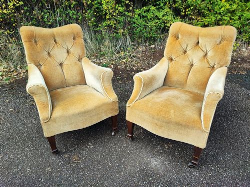 a pair of victorian upholstered armchairs - CATEGORY: ANTIQUE CHAIRS - DATED VICTORIAN