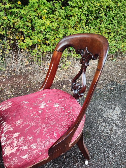 A FINE SET OF 6 VICTORIAN CHAIRS - ADDITIONAL PHOTO 3