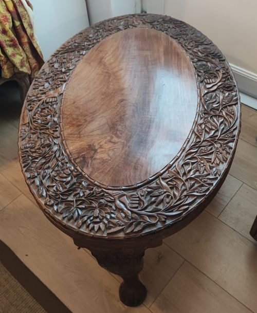 A FIINE ANGLO INDIAN TEAK COFFEE TABLE - ADDITIONAL PHOTO 2