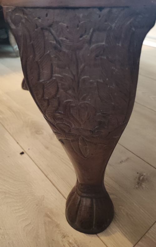 A FIINE ANGLO INDIAN TEAK COFFEE TABLE - ADDITIONAL PHOTO 4