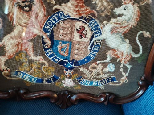 A VICTORIAN BERLIN WOOLWORK FEATURING THE ROYAL MILITARY COAT OF ARMS - ADDITIONAL PHOTO 8