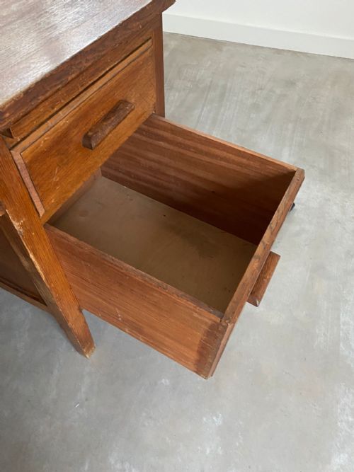 1930S OAK TEACHER'S DESK - ADDITIONAL PHOTO 9