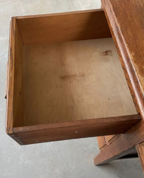 1930S OAK TEACHER'S DESK - ADDITIONAL PHOTO 10