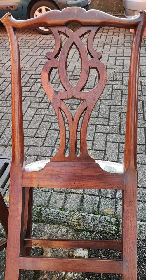 A PAIR OF CHIPPENDALE PERIOD MAHOGANY SIDE CHAIRS - ADDITIONAL PHOTO 5