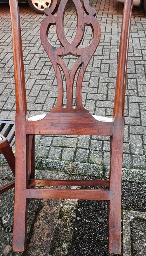 A PAIR OF CHIPPENDALE PERIOD MAHOGANY SIDE CHAIRS - ADDITIONAL PHOTO 6