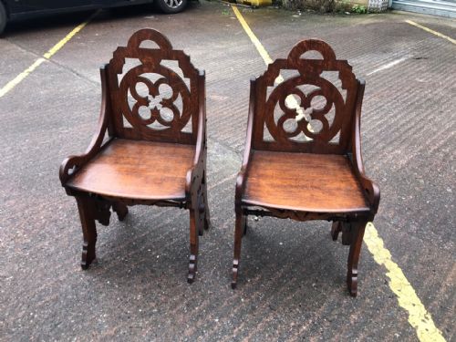 19c pair of reform gothic hall seats chairs - CATEGORY: ANTIQUE CHAIRS - DATED 19TH CENTURY