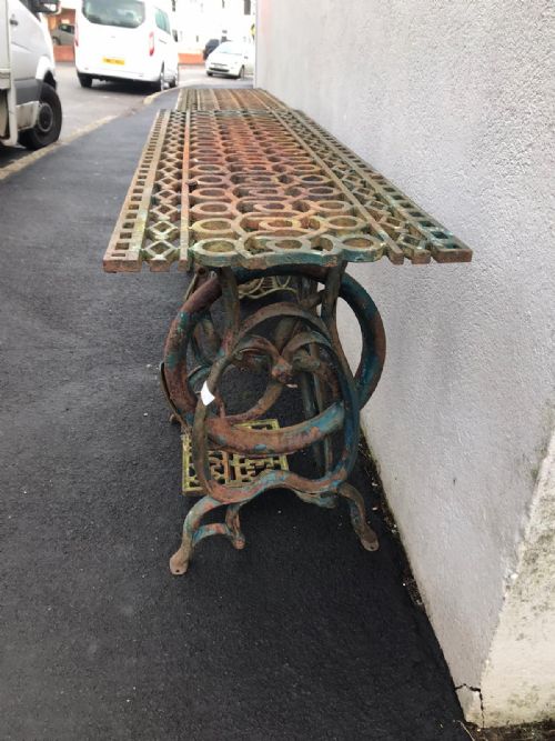 VICTORIAN CAST IRON SEWING MACHINE TABLE - ADDITIONAL PHOTO 2