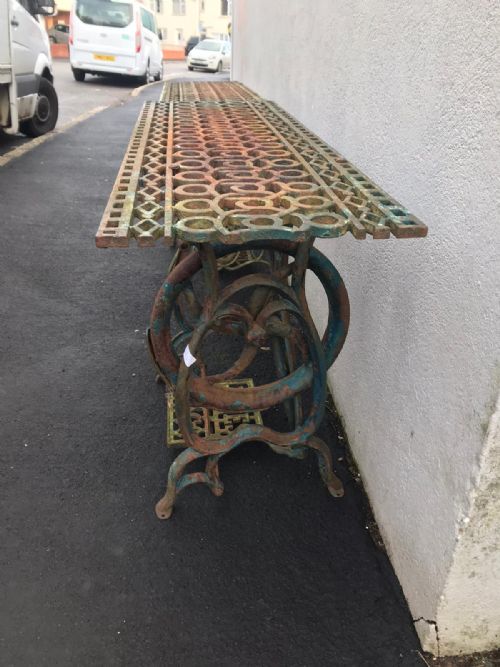 VICTORIAN CAST IRON SEWING MACHINE TABLE - ADDITIONAL PHOTO 3