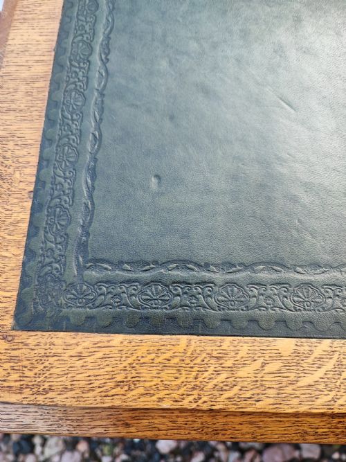FINE 19C GOTHIC OAK DESK - ADDITIONAL PHOTO 6