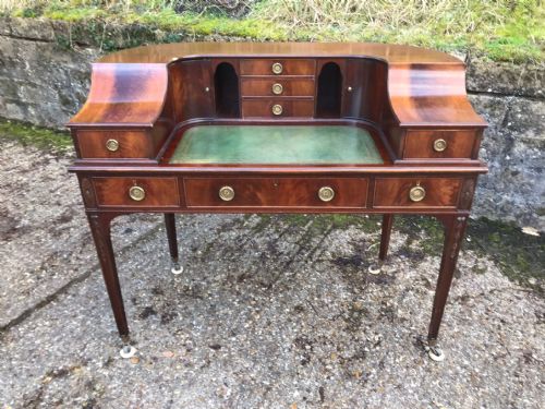 a quality edwardian mahogany carlton house desk - CATEGORY: ANTIQUE DESKS - DATED EDWARDIAN
