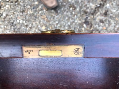 A QUALITY EDWARDIAN MAHOGANY CARLTON HOUSE DESK - ADDITIONAL PHOTO 3