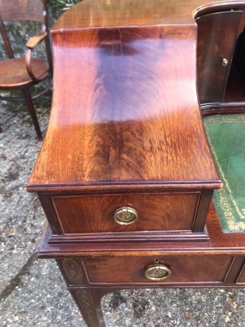 A QUALITY EDWARDIAN MAHOGANY CARLTON HOUSE DESK - ADDITIONAL PHOTO 5