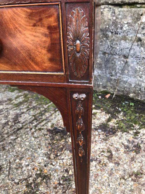 A QUALITY EDWARDIAN MAHOGANY CARLTON HOUSE DESK - ADDITIONAL PHOTO 8