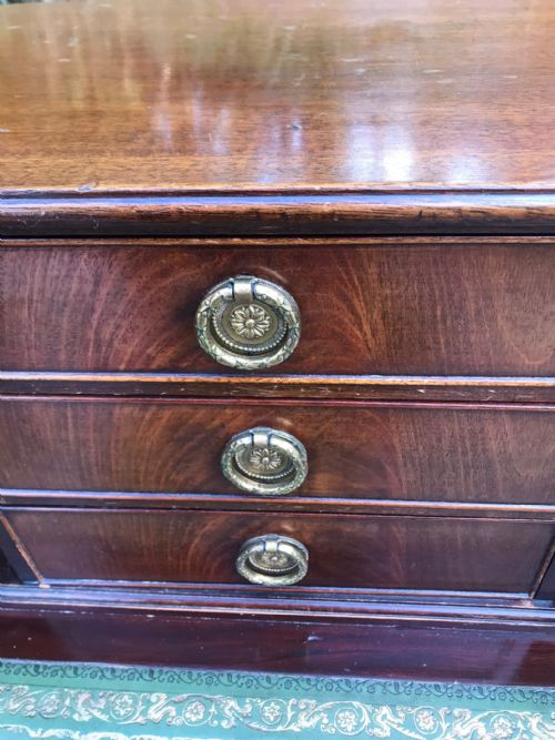 A QUALITY EDWARDIAN MAHOGANY CARLTON HOUSE DESK - ADDITIONAL PHOTO 14