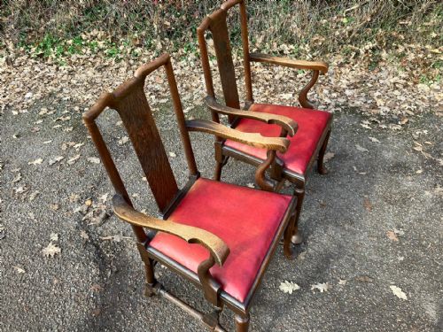 A FINE PAIR OF ARTS AND CRAFTS OAK DESK ARMCHAIRS - ADDITIONAL PHOTO 5