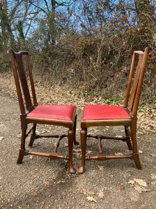 PAIR OF ARTS AND CRAFTS OAK STANDARD SIDE CHAIRS - ADDITIONAL PHOTO 3