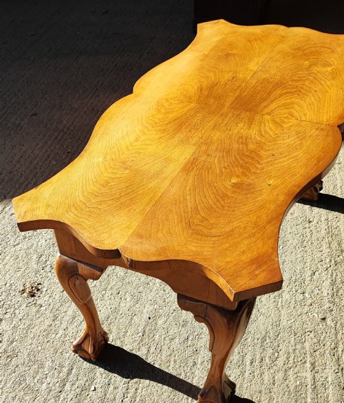 ANTIQUE WALNUT COFFEE TABLE - ADDITIONAL PHOTO 5