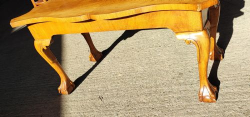 ANTIQUE WALNUT COFFEE TABLE - ADDITIONAL PHOTO 7